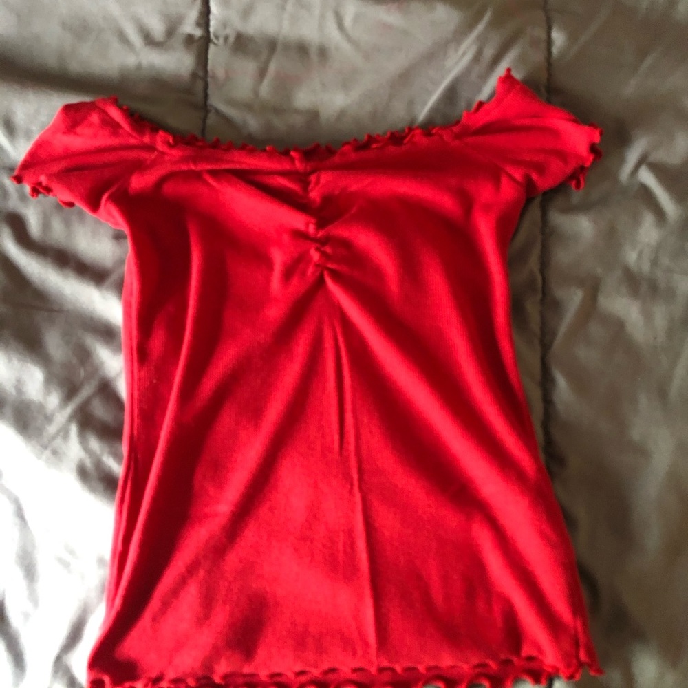 off the shoulder Hollister top